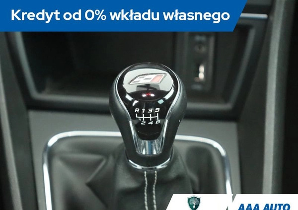 Seat Leon cena 78000 przebieg: 141104, rok produkcji 2016 z Szklarska Poręba małe 211